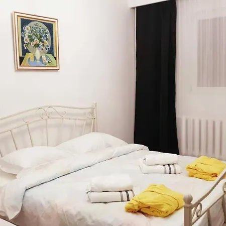 شقة Central Cozy And Quiet 2 King Br Apartment *